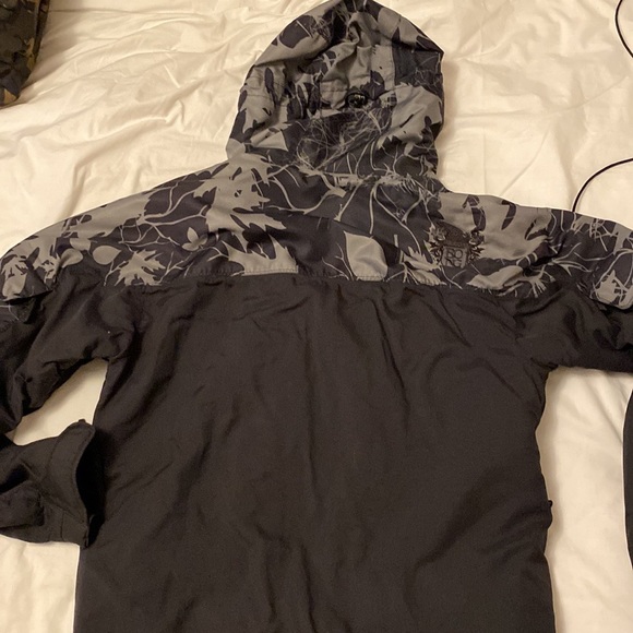 Billabong snowboard jacket mens sized large - Picture 6 of 6